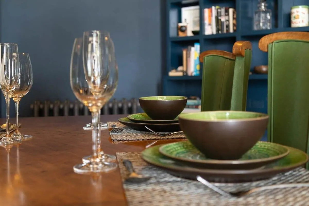 Apartment Host & Stay - Tranquility On Brunswick Square Brighton