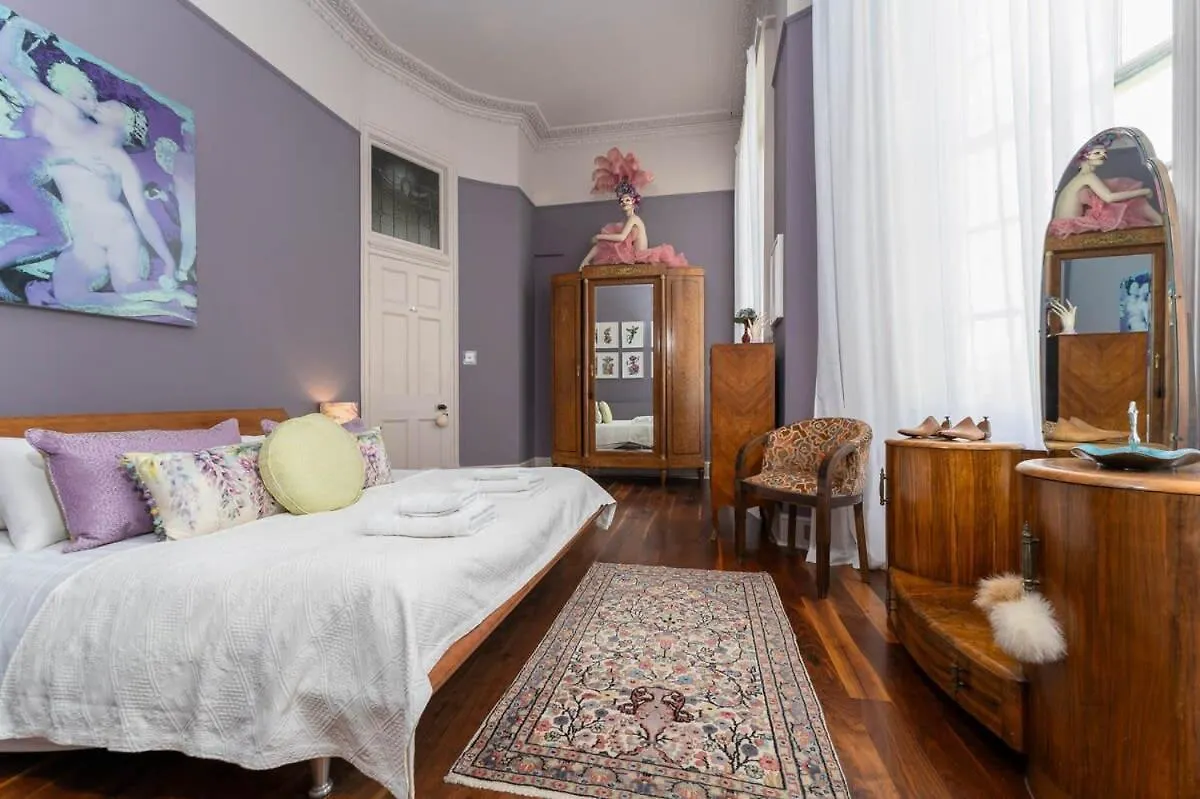 Apartment Host & Stay - Tranquility On Brunswick Square Brighton